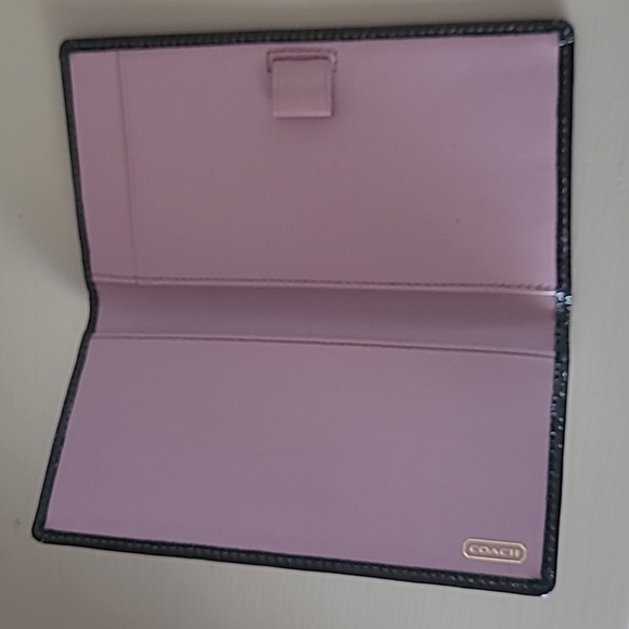 Coach Brown Checkbook - Picture 5 of 10